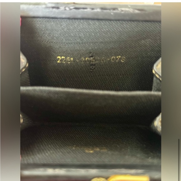 His / Hers Fendi New Vintage Wallets - Picture 13 of 16